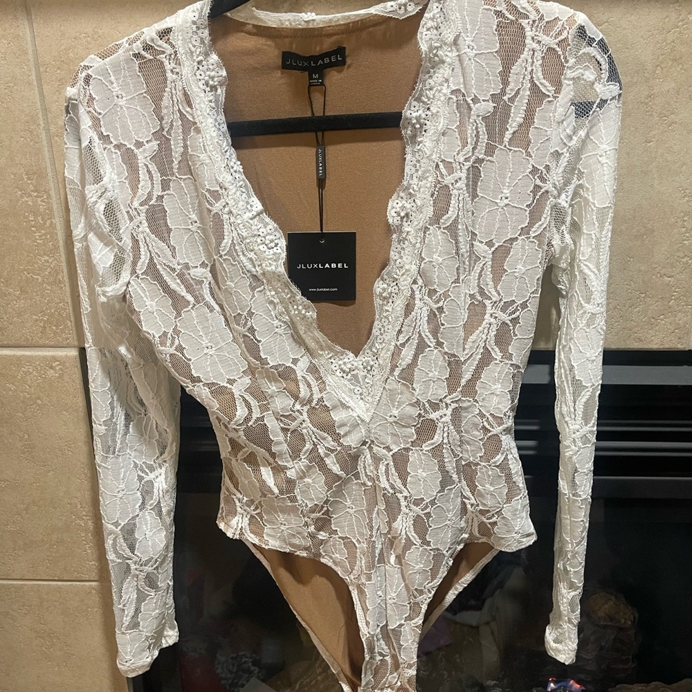 JLUXLABEL Cream Lace Long Sleeve Bodysuit